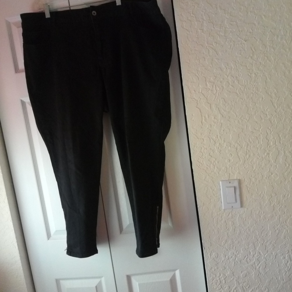 Black skinny denim jeans zipper ankle size 24